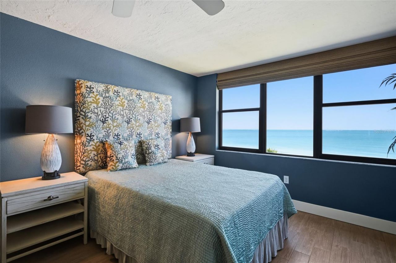 2675 Gulf Of Mexico Drive, Unit 303, Longboat Key, FL 34228 Photo