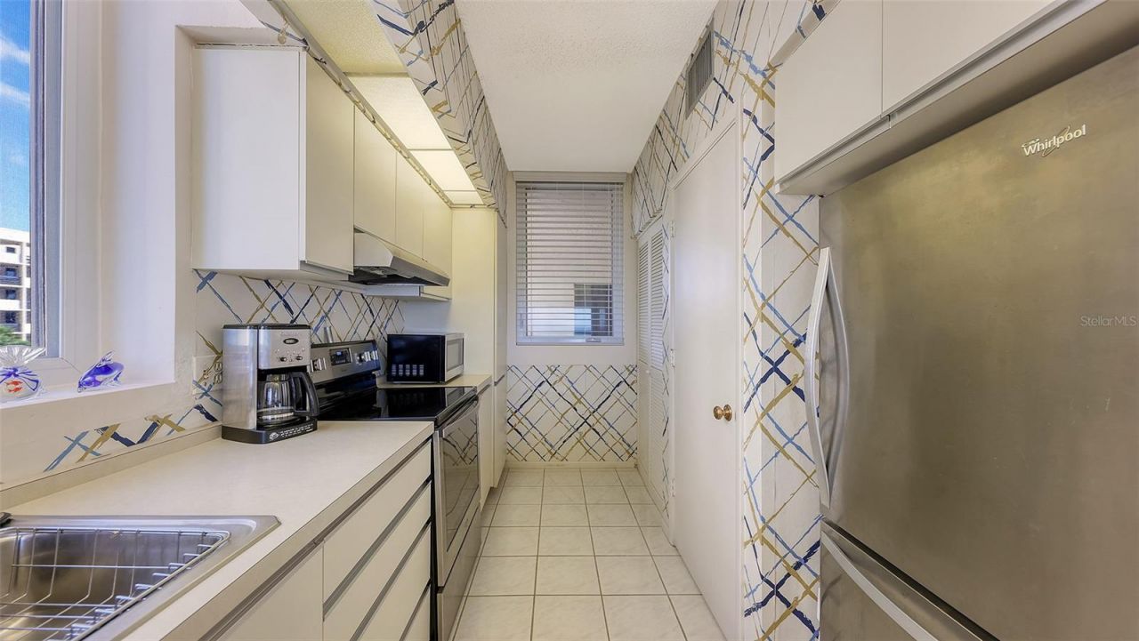 1045 Gulf Of Mexico Drive, Unit 301, Longboat Key, FL 34228 Photo