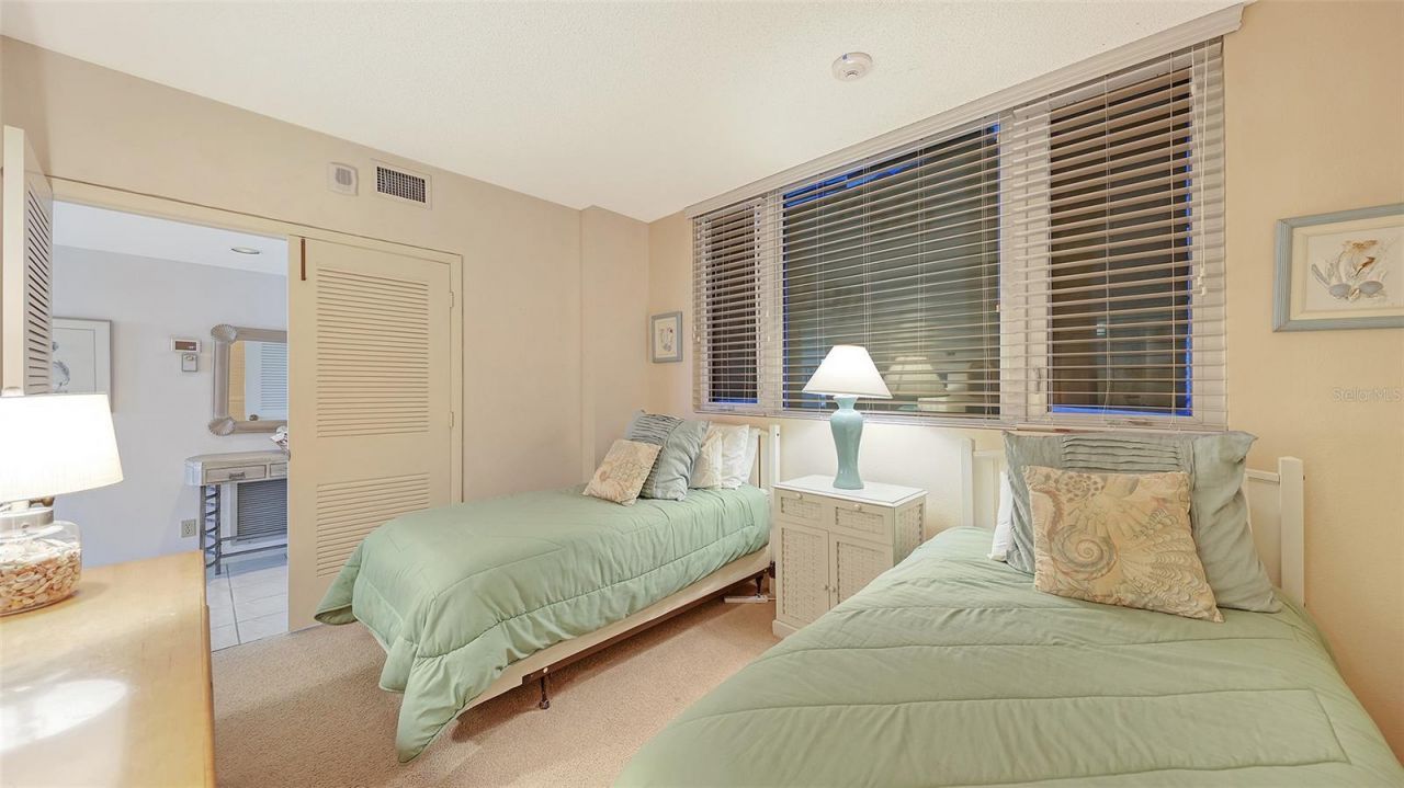 1045 Gulf Of Mexico Drive, Unit 301, Longboat Key, FL 34228 Photo