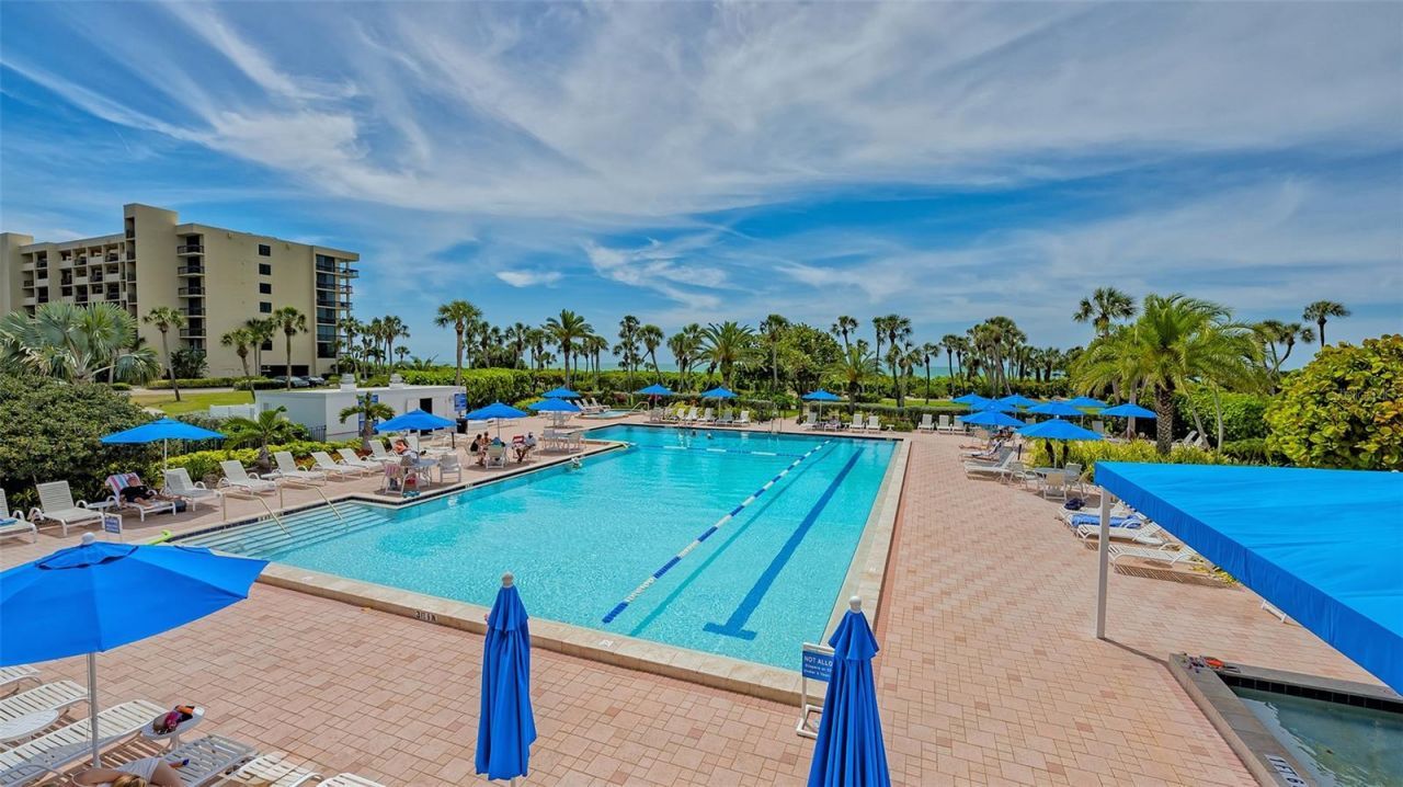 1045 Gulf Of Mexico Drive, Unit 301, Longboat Key, FL 34228 Photo