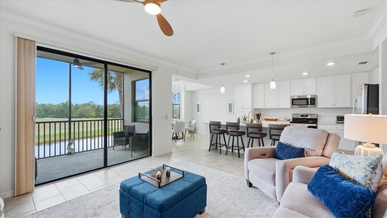 17810 Gawthrop Drive, Unit 203, Lakewood Ranch, FL 34211 Photo
