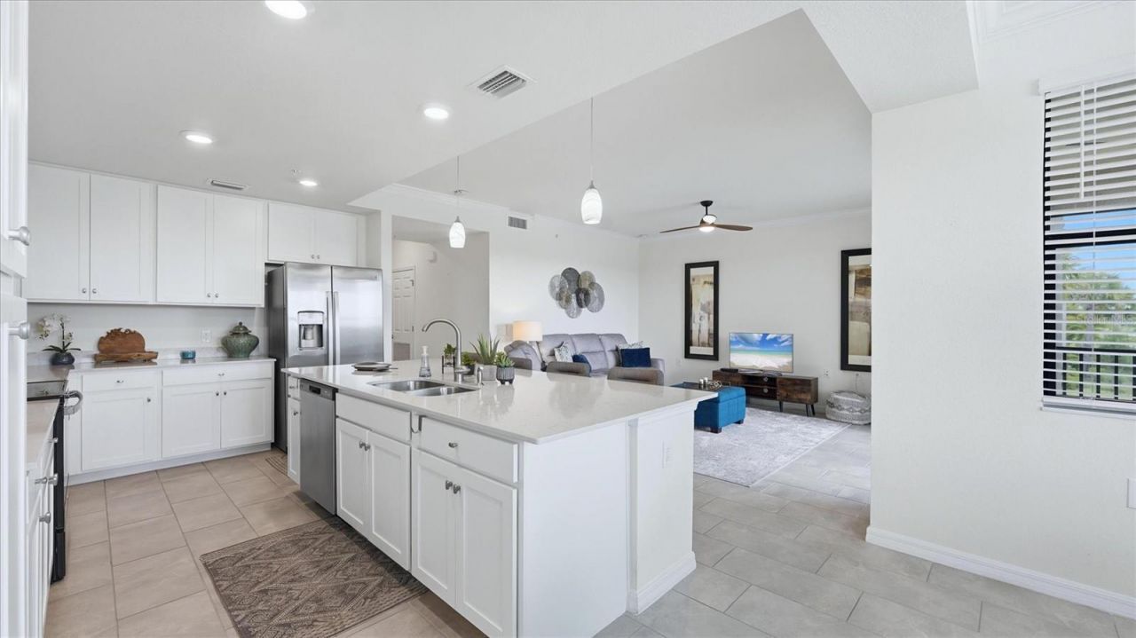 17810 Gawthrop Drive, Unit 203, Lakewood Ranch, FL 34211 Photo