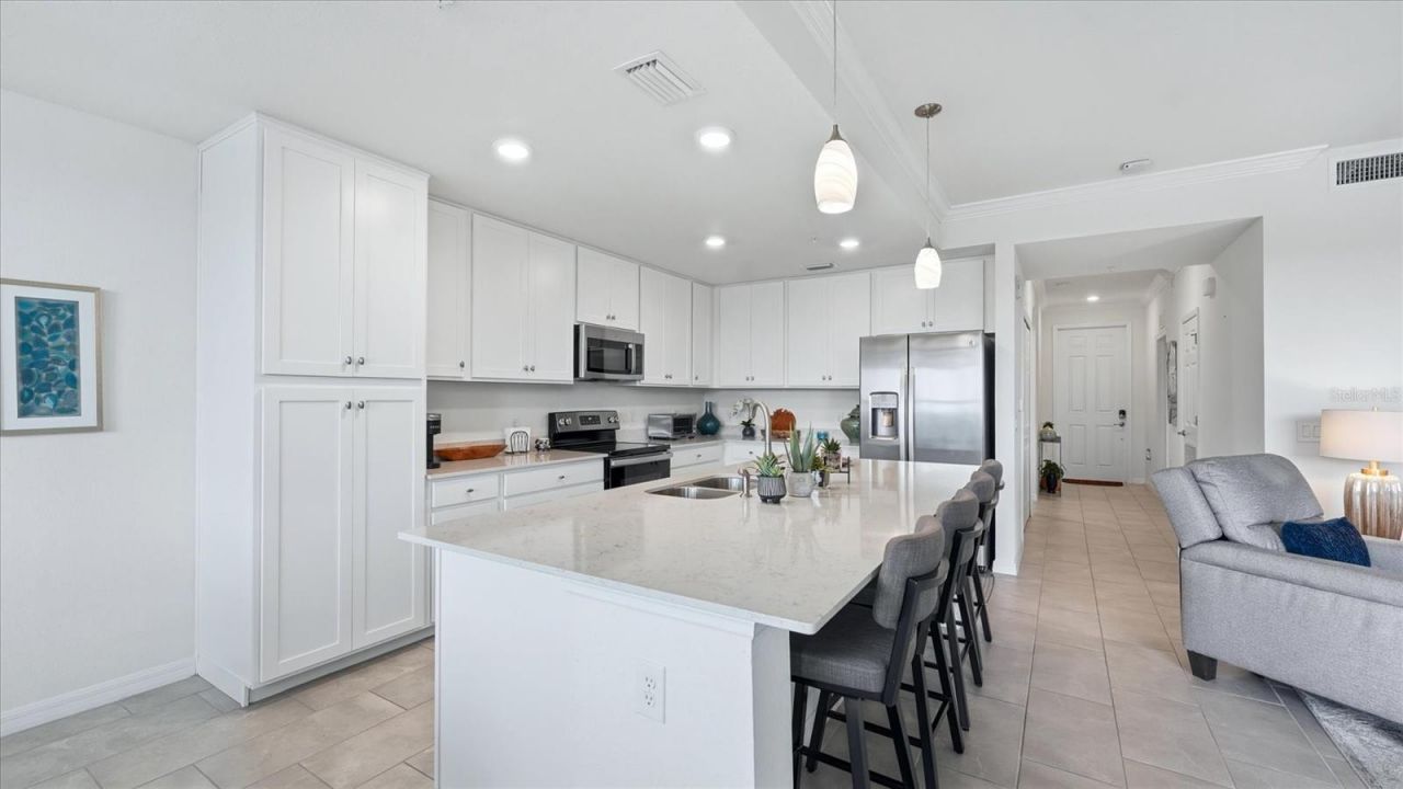 17810 Gawthrop Drive, Unit 203, Lakewood Ranch, FL 34211 Photo