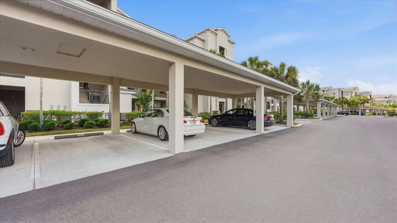 17810 Gawthrop Drive, Unit 203, Lakewood Ranch, FL 34211 Photo