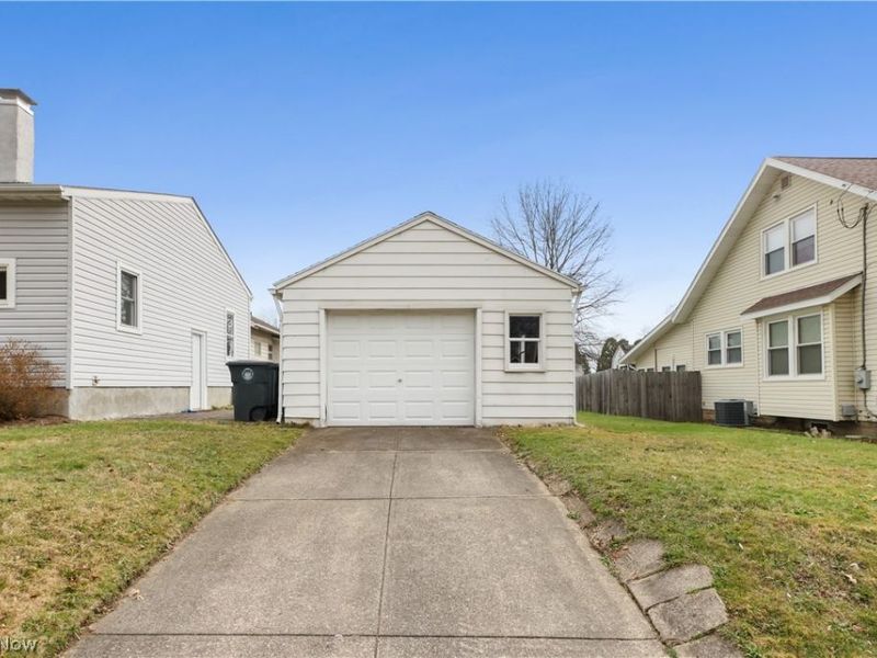 250 Morningview Avenue , Akron, OH 44305 Photo 29