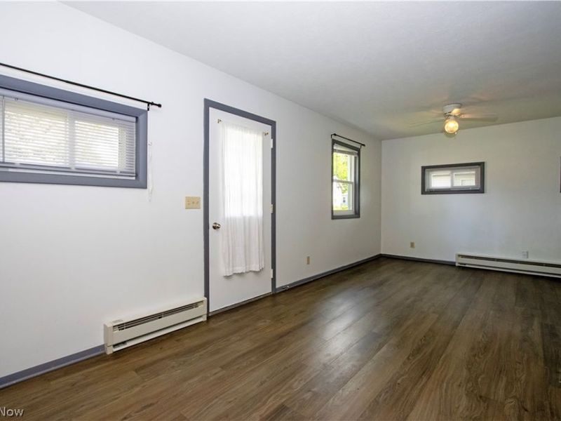 912 Jefferson Street , Orrville, OH 44667 Photo 2
