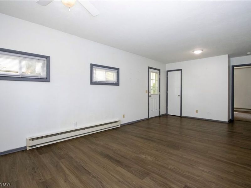 912 Jefferson Street , Orrville, OH 44667 Photo 3