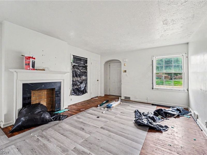 1358 Peckham Street , Akron, OH 44320 Photo 8