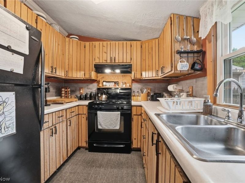 3003 Priest Street , Kingsville, OH 44048 Photo 9
