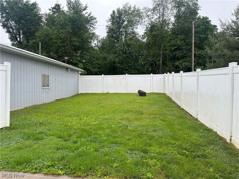 519 Main Street , Gratiot, OH 43740 Photo 2