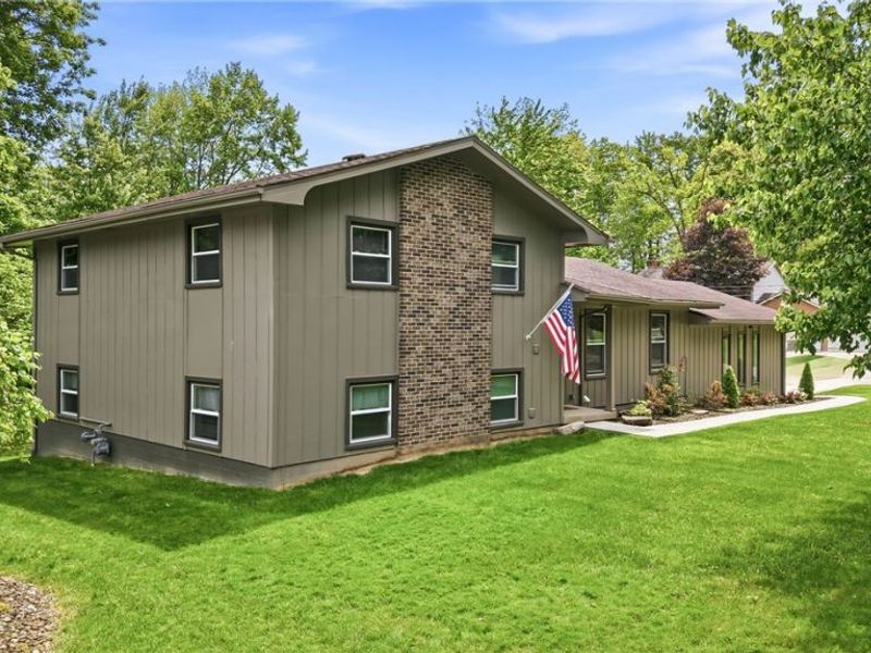 485 Grandview Avenue , Hubbard, OH 44425 Photo 1