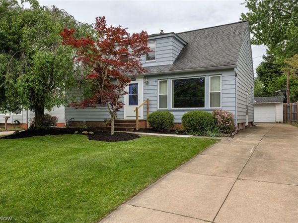 5042 N Barton Road, Lyndhurst, OH 44124