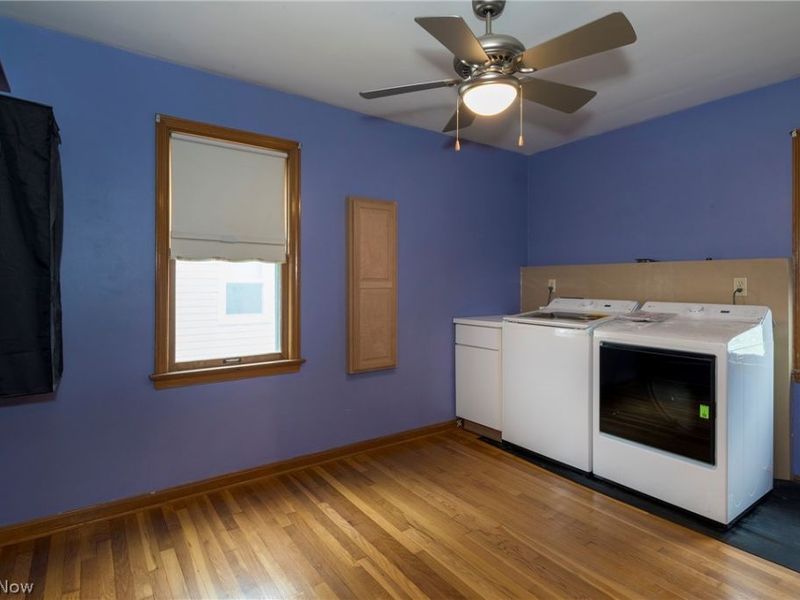 5042 N Barton Road , Lyndhurst, OH 44124 Photo 18
