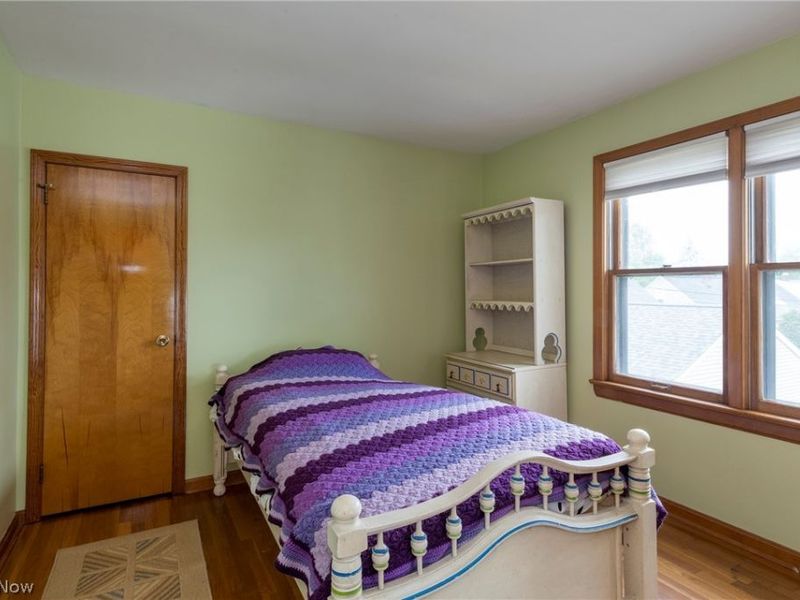 5042 N Barton Road , Lyndhurst, OH 44124 Photo 31