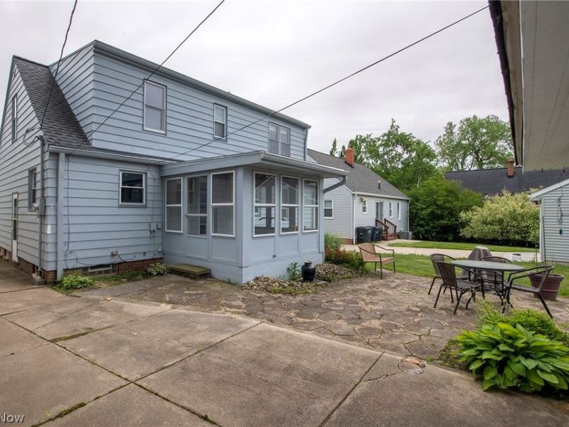 5042 N Barton Road , Lyndhurst, OH 44124 Photo 47