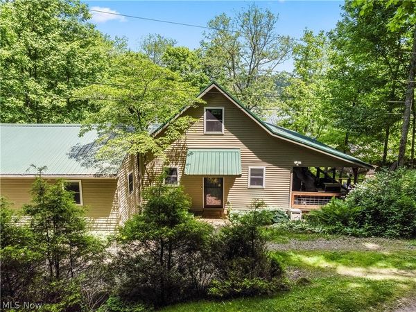 33605 Goodrich Drive , Piedmont, OH 43983
