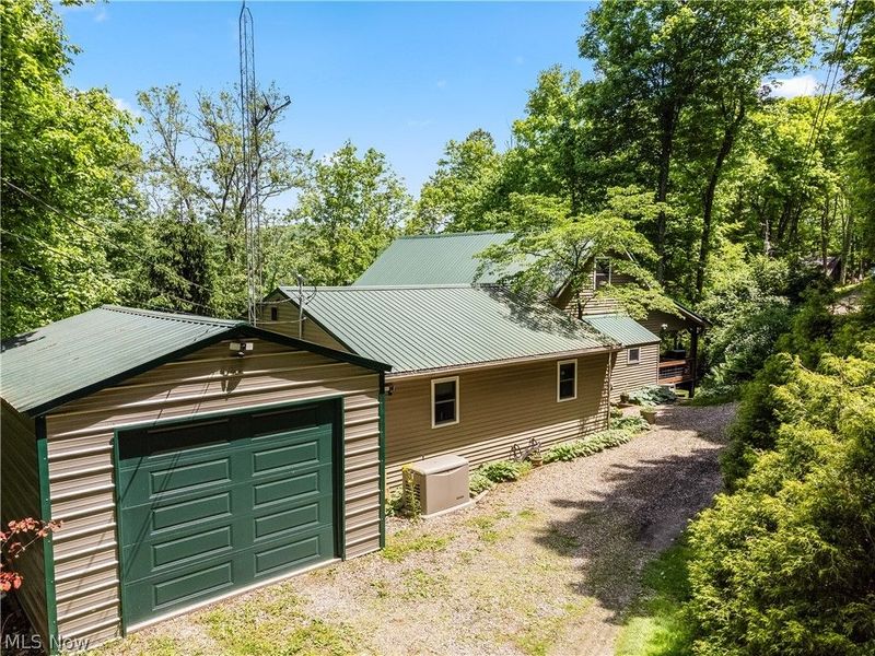 33605 Goodrich Drive , Piedmont, OH 43983 Photo 31