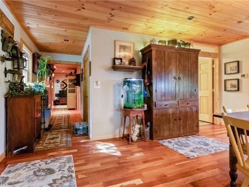 33605 Goodrich Drive , Piedmont, OH 43983 Photo 7