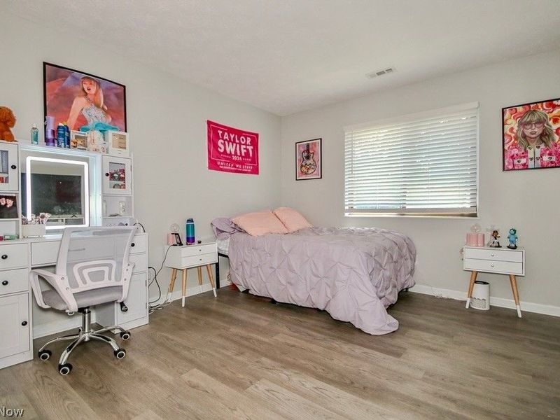 7050 Chillicothe Road , Unit D1, Mentor, OH 44060 Photo 23