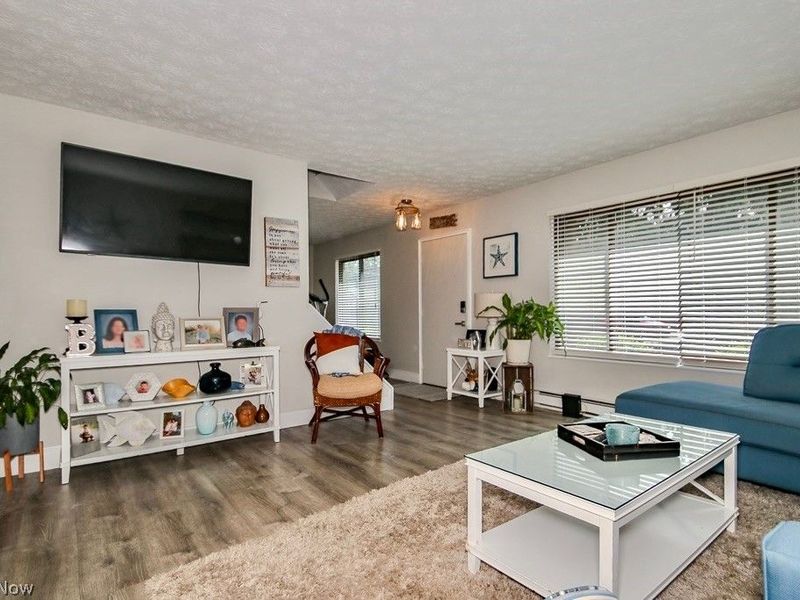 7050 Chillicothe Road , Unit D1, Mentor, OH 44060 Photo 6