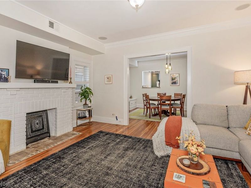 2725 Hampshire Road, Unit 1, Cleveland Heights, OH 44106 Photo 3