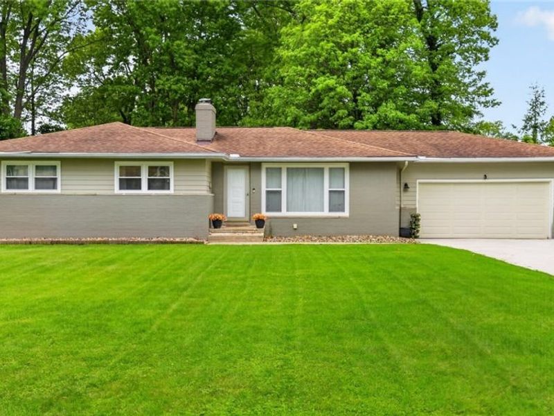 310 Montridge Drive, Canfield, OH 44406 Photo 1