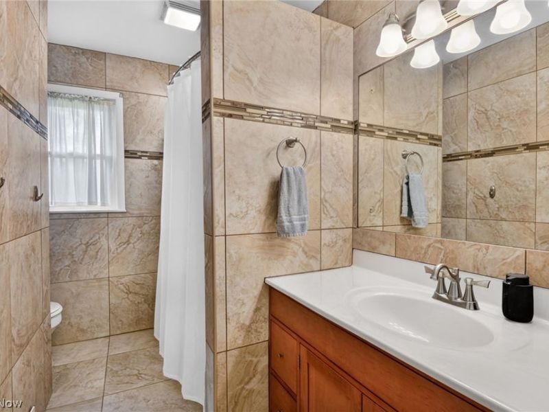 310 Montridge Drive, Canfield, OH 44406 Photo 19