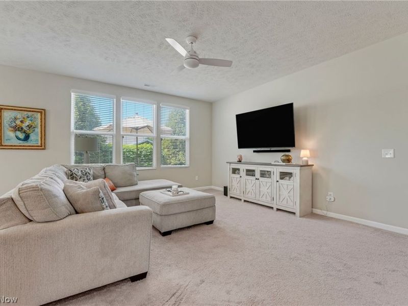 8024 Parkcroft Drive, Mentor, OH 44060 Photo 13