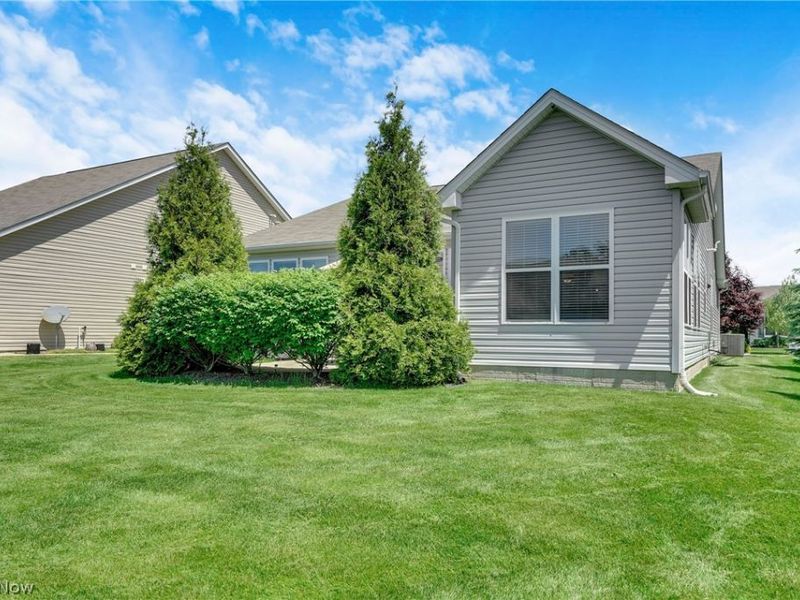 8024 Parkcroft Drive, Mentor, OH 44060 Photo 22
