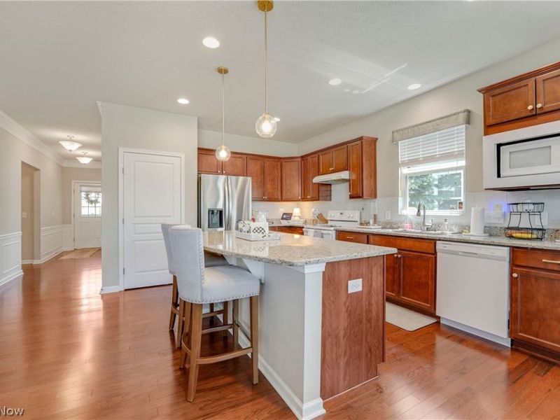 8024 Parkcroft Drive, Mentor, OH 44060 Photo 7