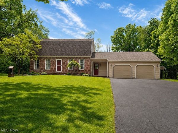 6155 Gibson Road , Canfield, OH 44406