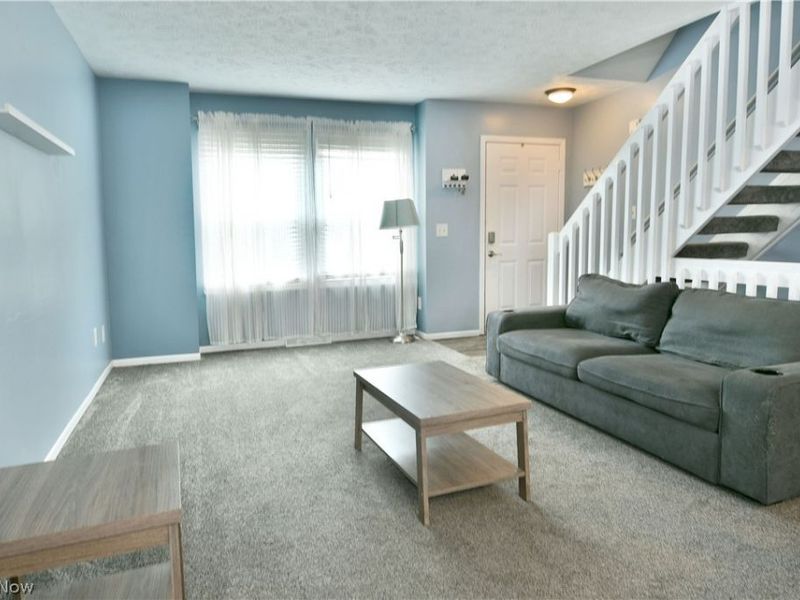 3164 Deer Trail, Unit B, Cortland, OH 44410 Photo 8