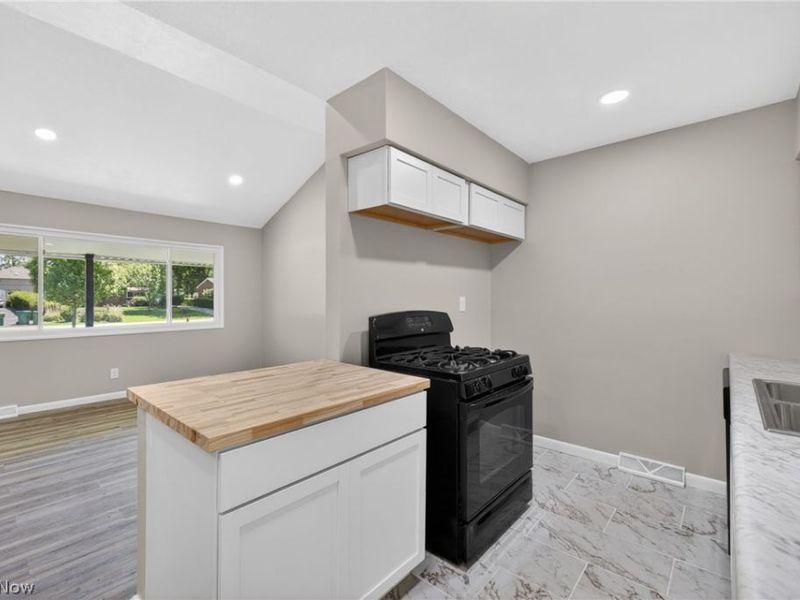 6452 Brooks Boulevard , Mentor, OH 44060 Photo 13