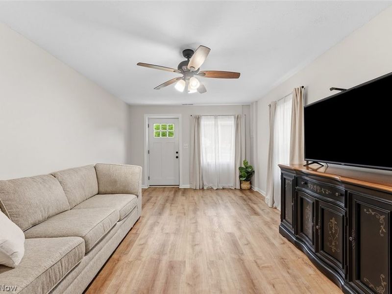 39 Prospect Street , Seville, OH 44273 Photo 8