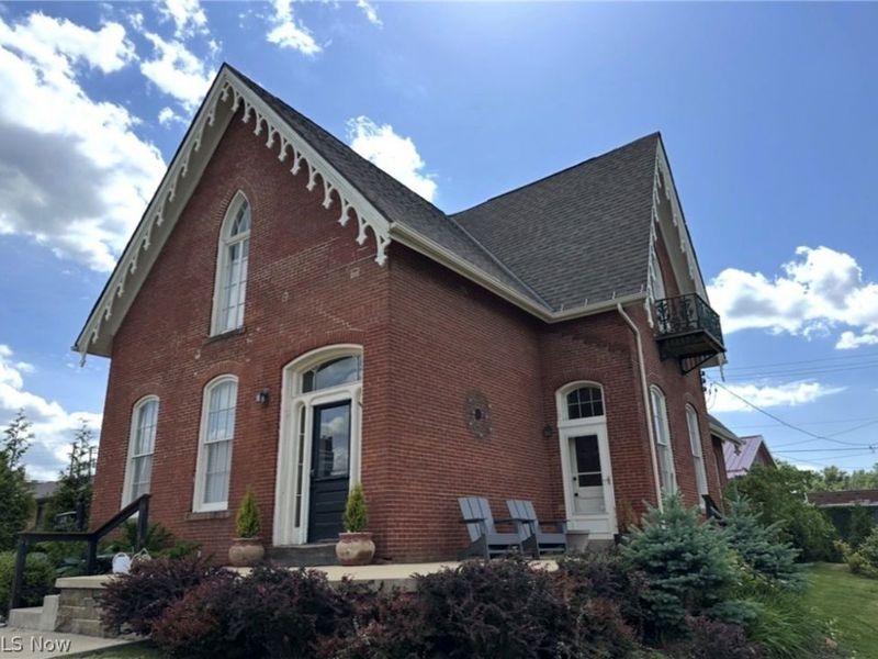 159 N Walnut Street, Mansfield, OH 44902 Photo 2