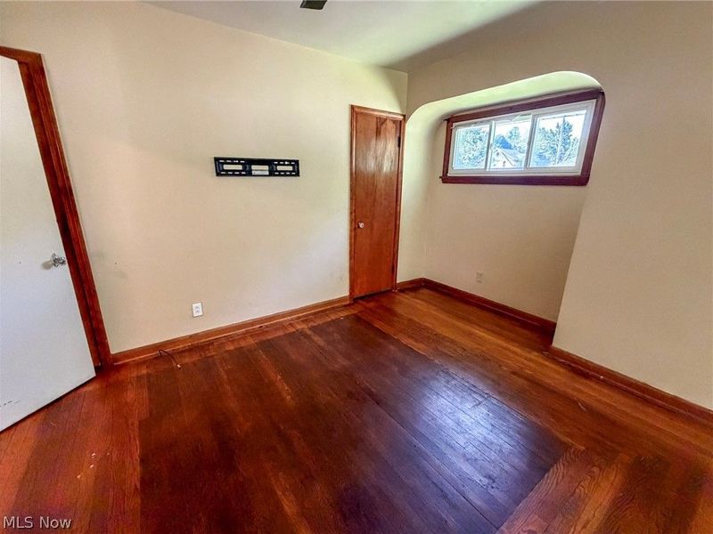145 S Lakeview Avenue , Youngstown, OH 44509 Photo 11