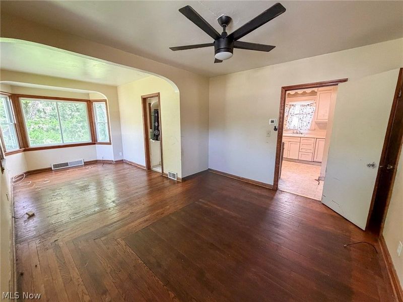 145 S Lakeview Avenue , Youngstown, OH 44509 Photo 12