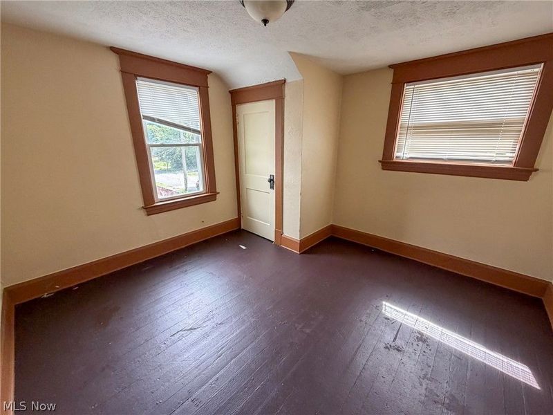 145 S Lakeview Avenue , Youngstown, OH 44509 Photo 19