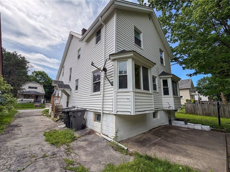 145 S Lakeview Avenue , Youngstown, OH 44509 Photo 46