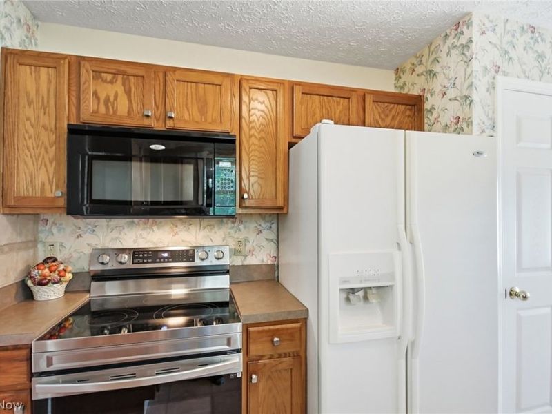 446 Rockledge Lane, Brunswick, OH 44212 Photo 5