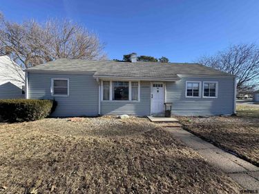 2106 Pine Street , Fremont, NE 68025