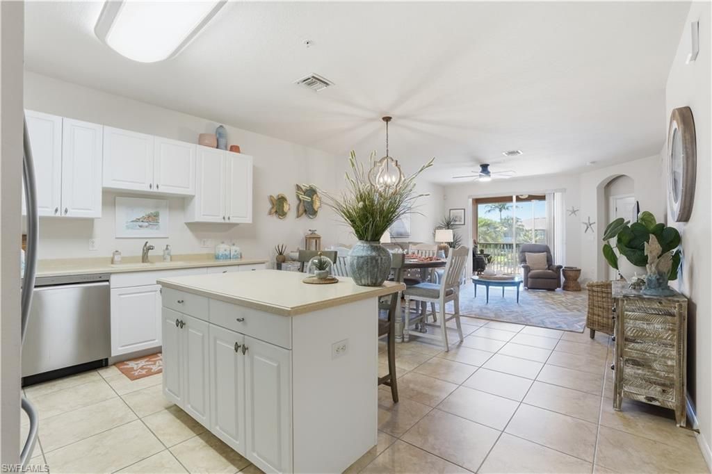 9621 Spanish Moss Way , Unit 3823, Bonita Springs, FL 34135 Photo