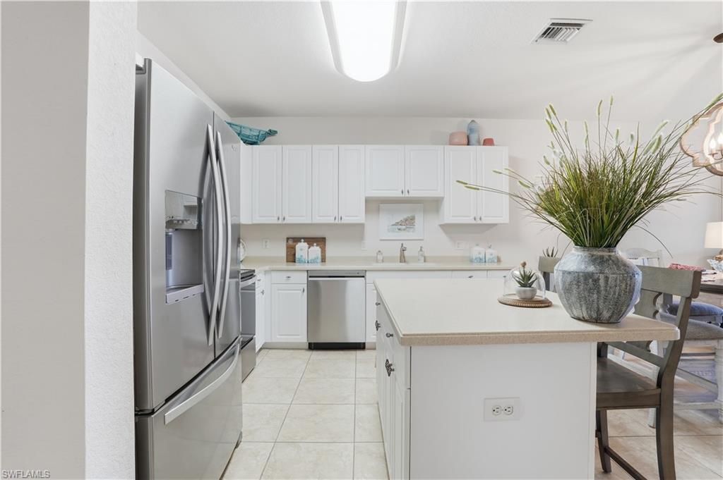 9621 Spanish Moss Way , Unit 3823, Bonita Springs, FL 34135 Photo