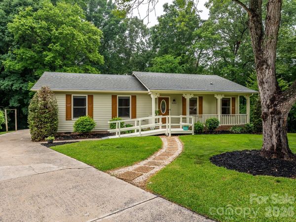 6060 Acadian Woods Drive, Charlotte, NC 28227