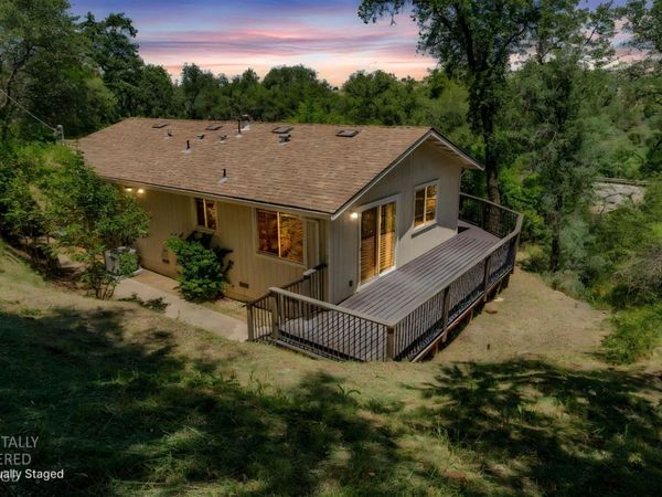 20 Pleasant Dr, Sutter Creek, CA 95685