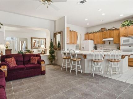 2271 Robert Gabriel Dr, Tracy, CA 95377 Photo