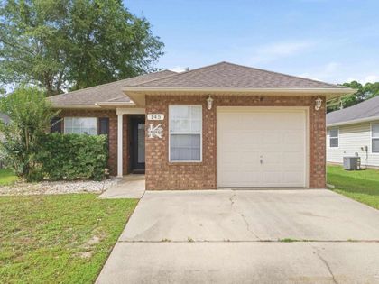 145 Creekview Dr Pensacola, FL 32503