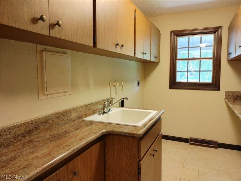 9364 Sunrise Court , Mentor, OH 44060 Photo 19