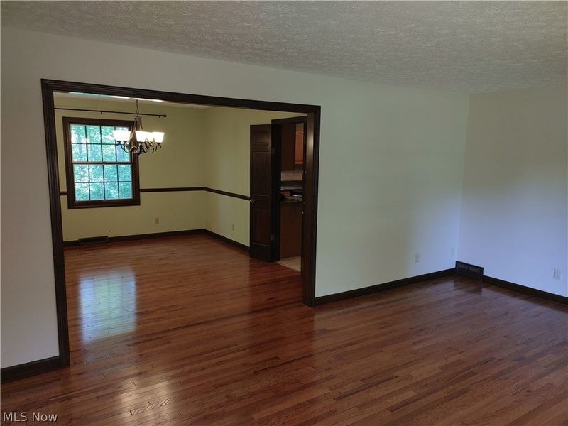 9364 Sunrise Court , Mentor, OH 44060 Photo 4