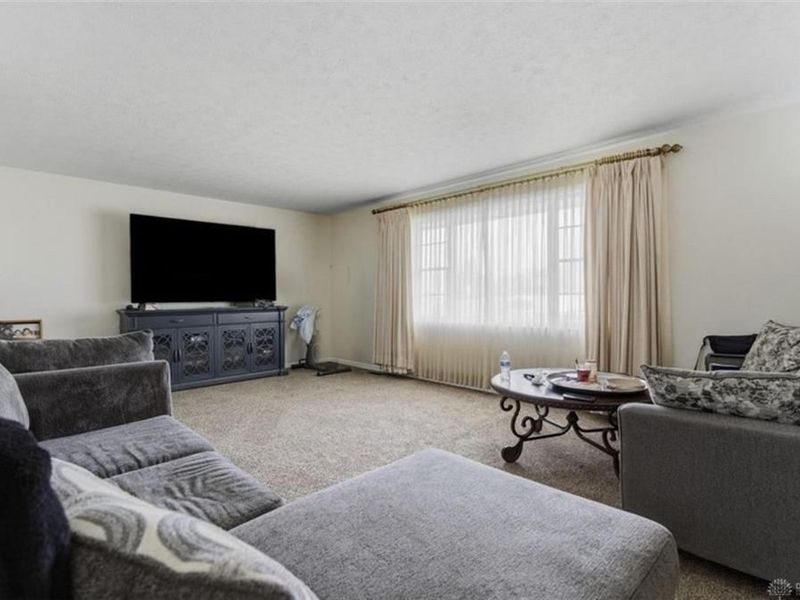 3070 Vale Drive, Kettering, OH 45420 Photo 4